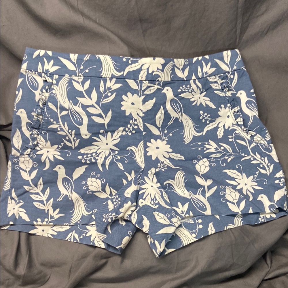 LOFT Blue and White High Waist Floral Shorts NWOT (4)